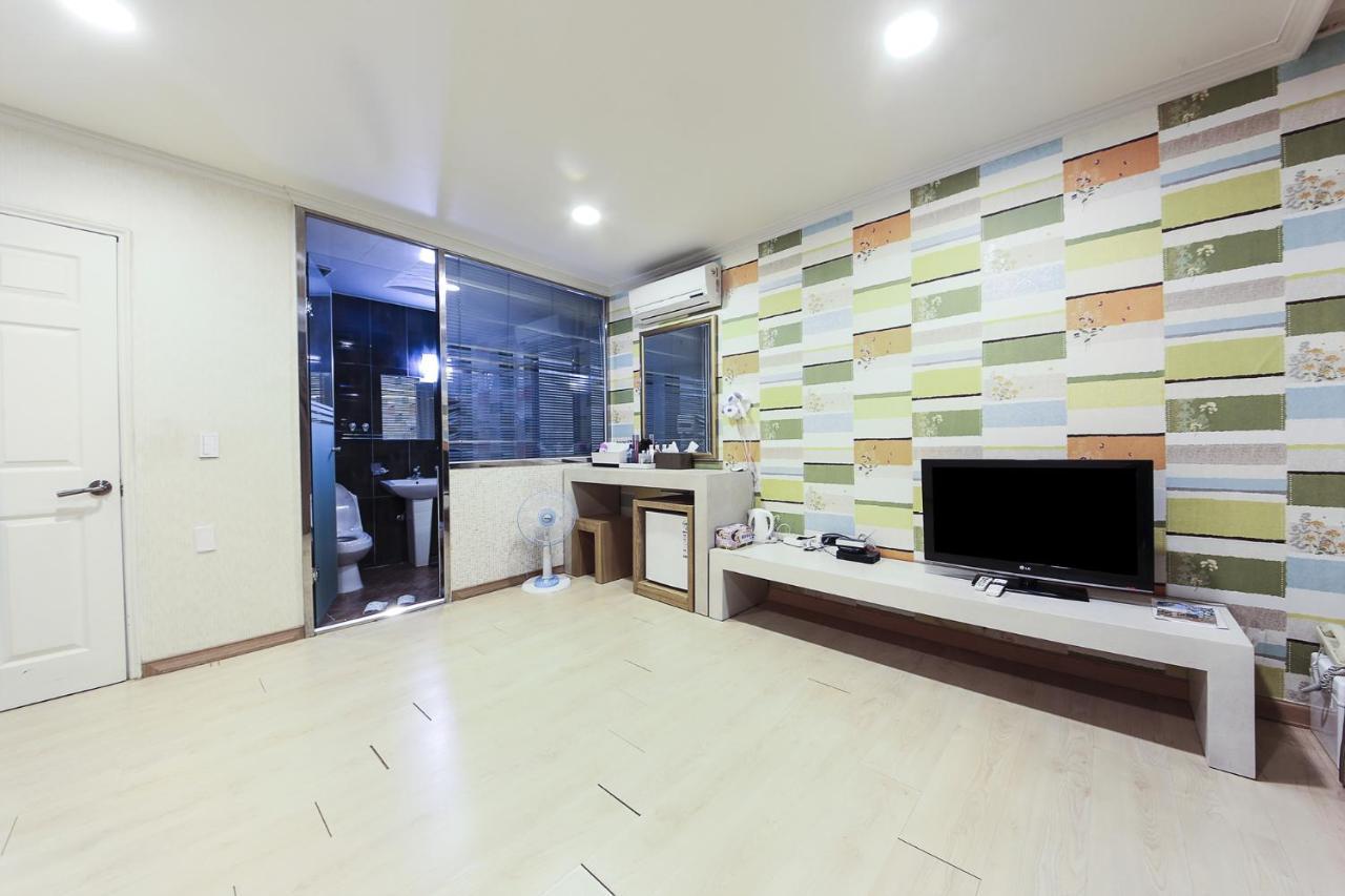 צ'אנגוון Central Hotel מראה חיצוני תמונה