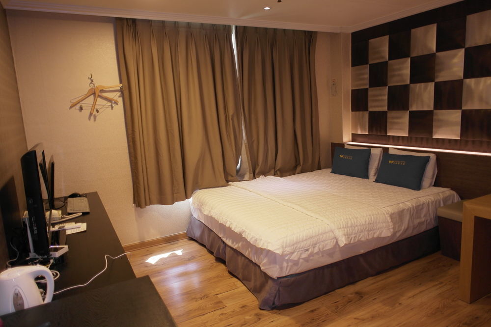 צ'אנגוון Central Hotel מראה חיצוני תמונה