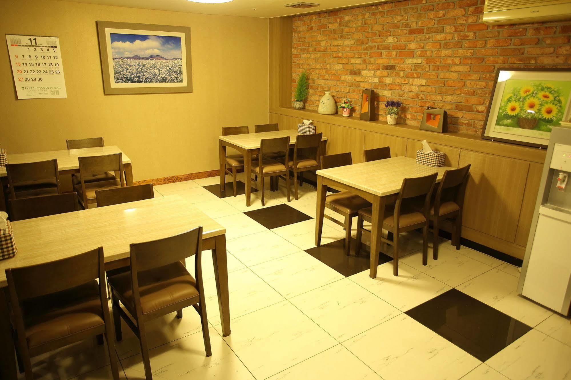 צ'אנגוון Central Hotel מראה חיצוני תמונה
