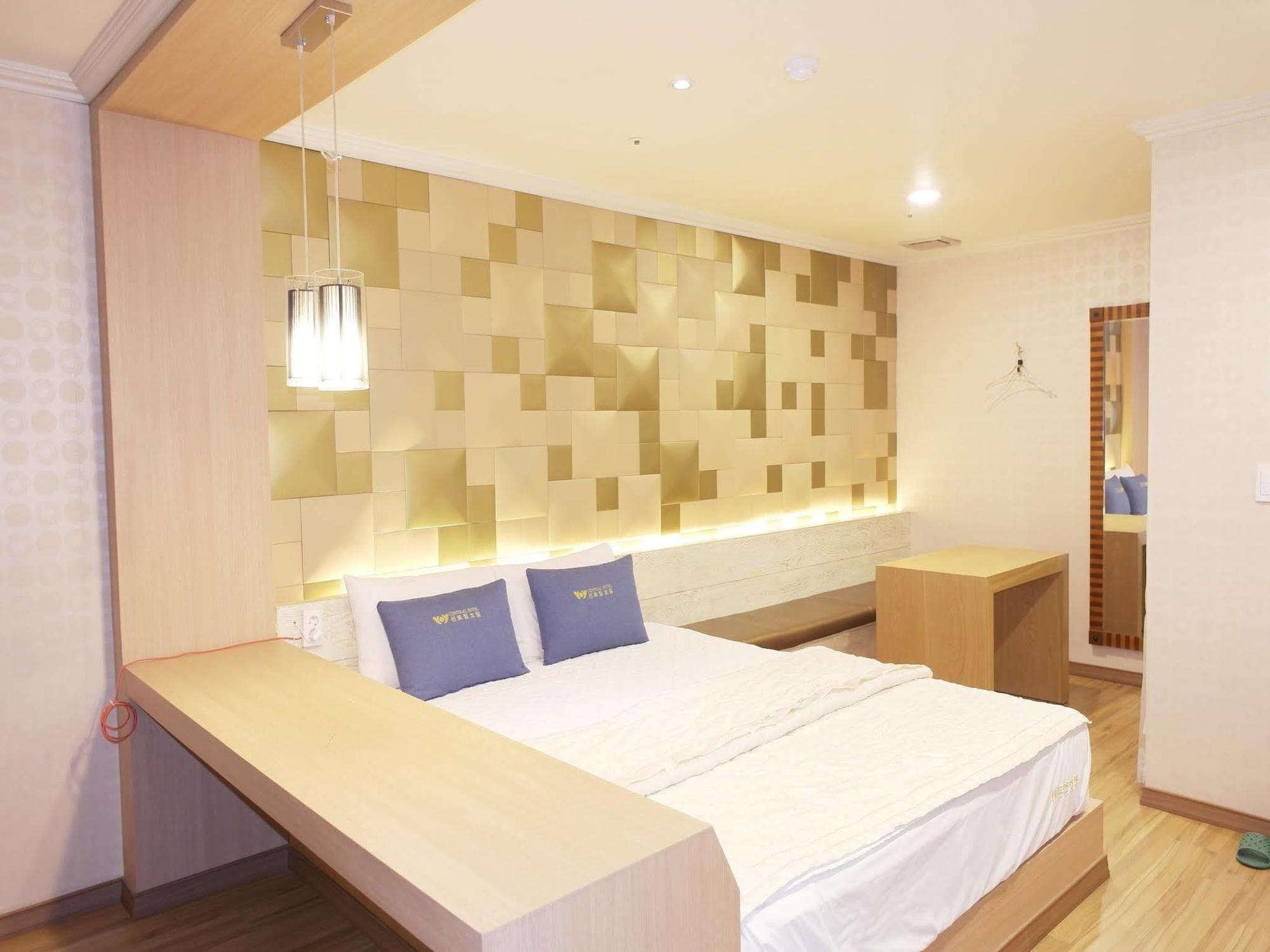 צ'אנגוון Central Hotel מראה חיצוני תמונה